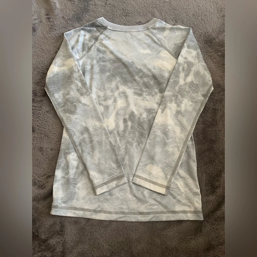 All in Motion Gray Long Sleeve Tee